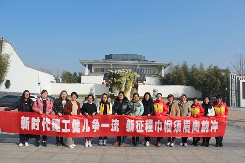 建工三八节图片.jpg